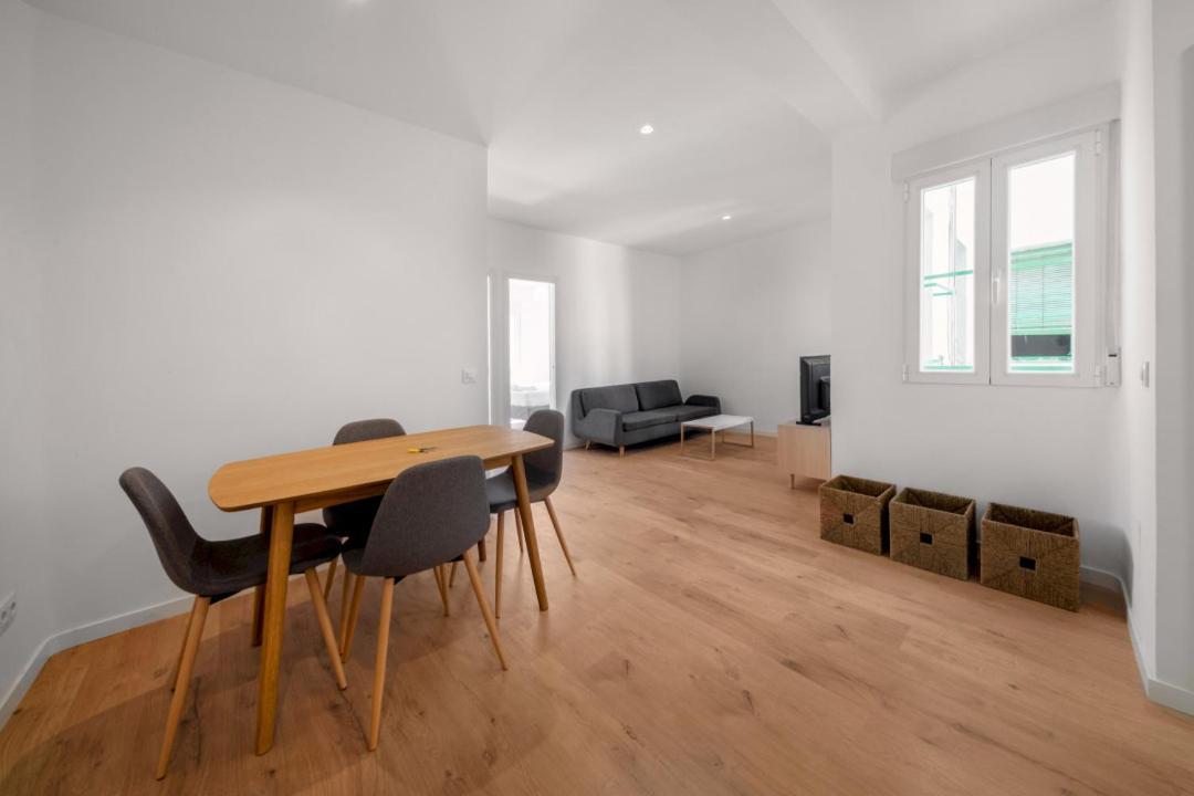 2 Bedrooms 1 Bathroom Furnished - Delicias - Bright - Mintystay Madrid Kültér fotó